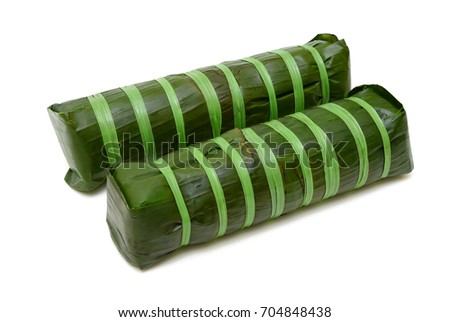 Cooked cylindric glutinous rice cake, Vietnamese new year food