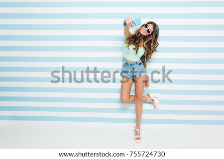 Young teen naked long legs self pic opinion you Apologise, but, Young teen naked long legs self pic