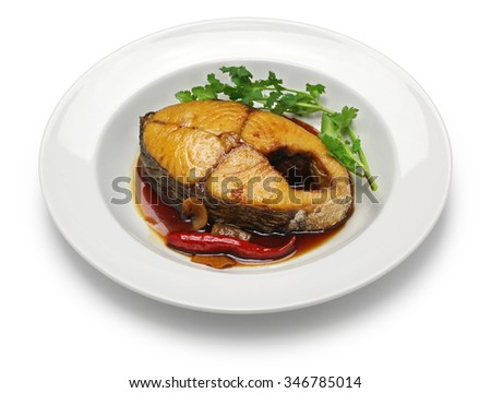 ca thu kho, king mackerel simmered in caramelized sauce, vietnamese cuisine