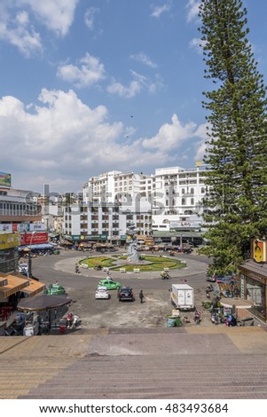 DA LAT, VIETNAM - MAY 15, 2016: Hoa Binh area and center traffic Landmark and street food at Da Lat city, Da Lat is one of the beautiful city in Viet Nam