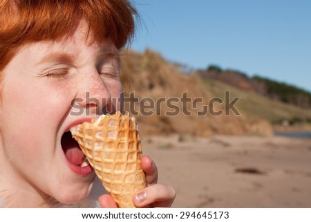 eating ice cream with your eyes closed