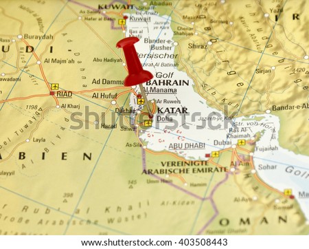map of saudi arabia with pin set on qatar