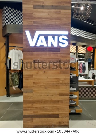 shoes shop vans