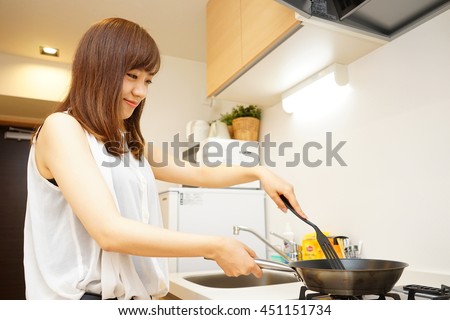 Having sex in the kitchen images 914