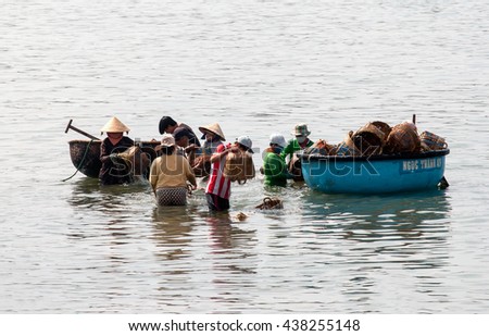 Binh Thuan, Vietnam, June 28, 2015 fishermen in Binh Thuan, Vietnam, on the fishing season