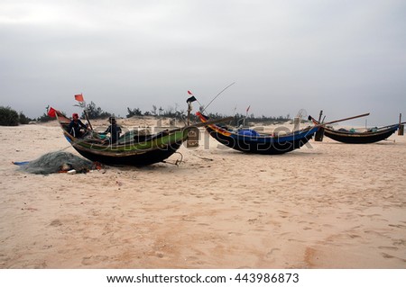 QUANG BINH, Vietnam, June 27, 2016 fishermen and waters Quang Binh, Vietnam, Fishing