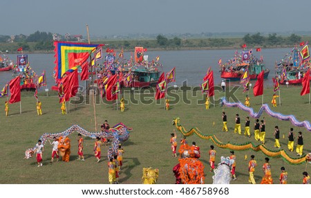 HAI DUONG, Vietnam, September 17, 2016 people, rural Hai Duong, dragon dance festival, commemorates the loss, for general Tran Hung Dao, at the river at first, Kiep Bac, Hai Duong