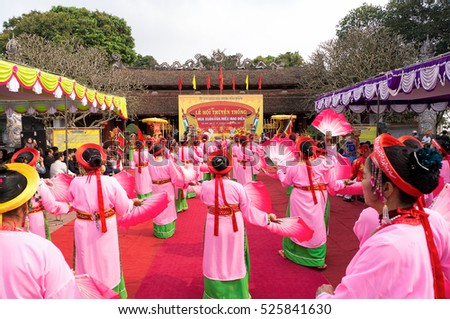 HAI DUONG, Vietnam, March 25, 2016 people, participating in the festival, at the Confucius Temple Mao Dien, Hai Duong