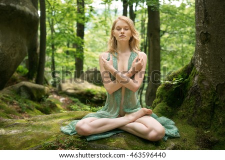Fairy naked yoga — photo 9