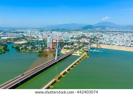 Enjoying the Tran Thi Ly Bridge and Da Nang city by helicopter tour is very interesting. Da Nang is one of the major port city in Vietnam and the biggest city in Central Vietnam.