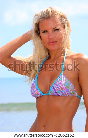 Parks Bea Cummins Russian Bikini Model