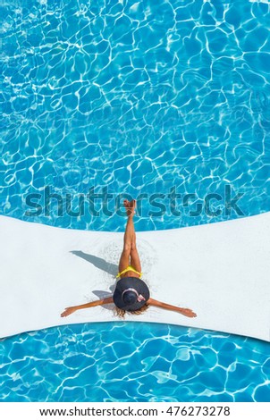 Summer Holiday Fashion Concept Tanning Woman Stock Photo 295455275 ...