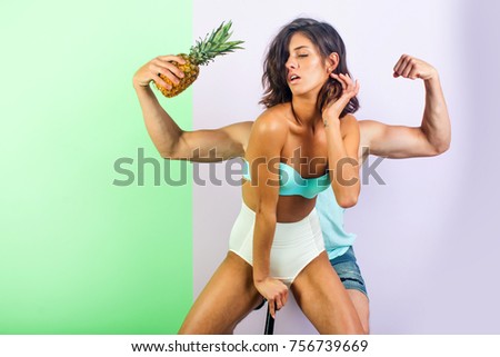 santas-helpers-nude-muscles-woman-game