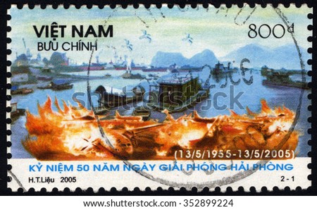 VIETNAM - CIRCA 2005: A stamp printed in Vietnam to commemorate 50th Anniversary of Liberation of Hai Phong show Military Events, circa 2005