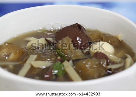 Braised Fish Maw in Red Gravy