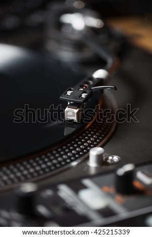 Pro DJ TurntableVinyl Music PlayerDjs Turn Table Plays Black Vinyl Records Disc Pro DJ TurntableVinyl Music PlayerDjs Turn Table Plays Black Vinyl Records Disc