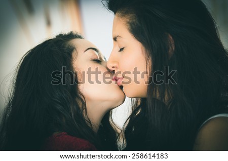 View black lesbians — photo 10