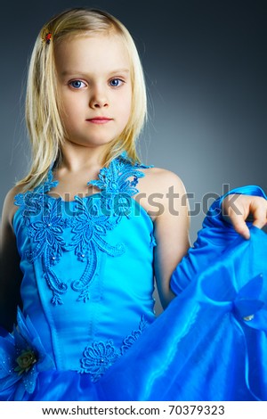 The portrait of a little girl.