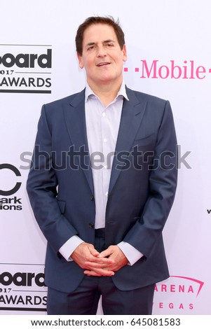 LAS VEGAS - MAY 21:  Mark Cuban at the 2017 Billboard Music Awards - Arrivals at the T-Mobile Arena on May 21, 2017 in Las Vegas, NV