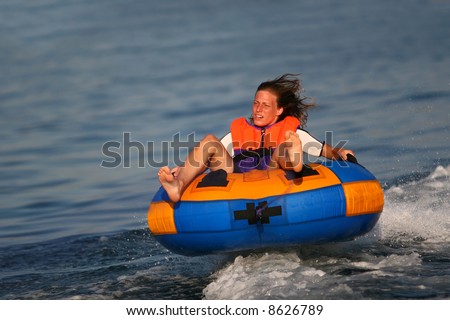 tow behind boat inflatables