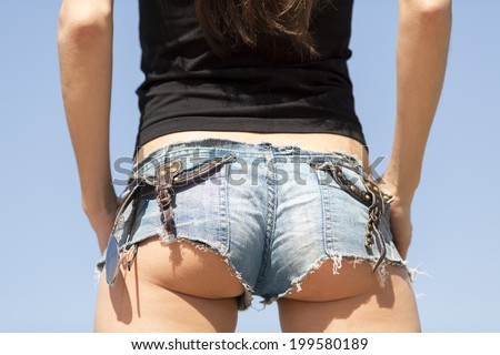 SHEER PANTYHOSE QUICK Lesbian Ass Licking Stories