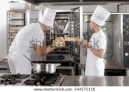 Restaurant Kitchen Oven industrial oven stock images, royalty-free images & vectors Restaurant Kitchen Oven industrial oven stock images, royalty-free images & vectors