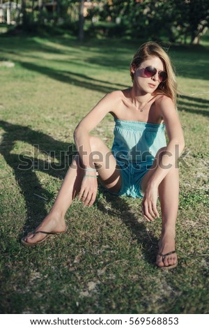 Cute Girl Posing Stock Images - Download 434,221 Royalty 