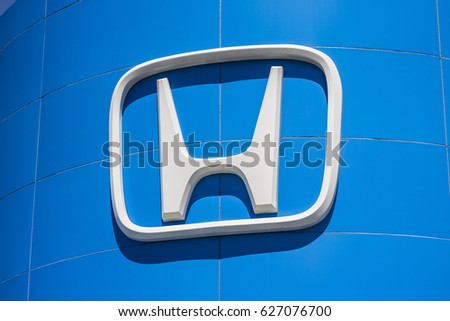 Indianapolis - Circa April 2017: Honda Motor Co. Logo and Sign. Honda Manufactures Among the Most Reliable Cars in the World V