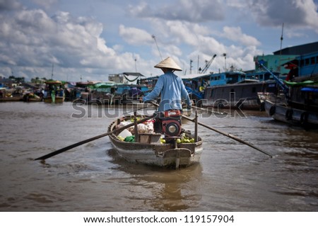 Cai Rang floating market, Can Tho, Vietnam