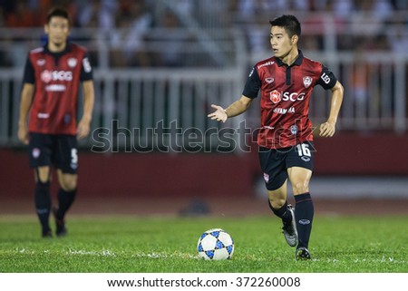HO CHI MINH-VIETNAM JANUARY23:Sarach Yooyen of Muangthong Utd in action during The SCG Muangthong Utd Asean Tour 2016 Binh Duong and Muangthong Utd at Thong Nhat Stadium on Jan23,2016 in Vietnam