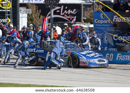 Nascar Pit Crew Challenge Stock Images, Royalty-Free ...