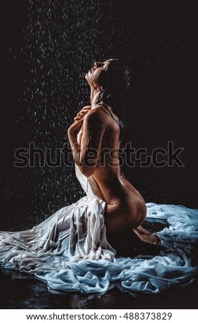 woman-in-the-rain-nude-urvashi-dholakia-fake-nude-photo