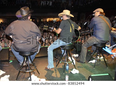 Colt ford and friends athens ga #7