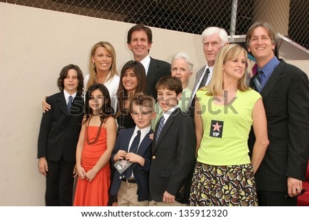 Hollywood April 20 Vanna White Family Stock Photo 135912320 - Shutterstock