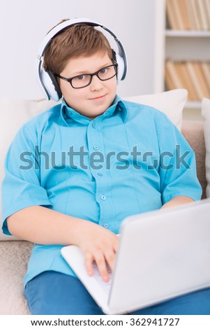 Mikeynetto gay str8 Chubby girl and chubby boy