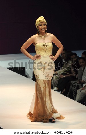 Azura couture fashion designer 29 Azura couture fashion designer 39