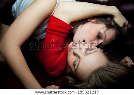 Two Sexy Lesbians Kissing Two Sexy Lesbians Kissing