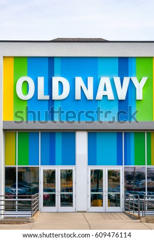 MINNEAPOLIS, MN/USA - MARCH 19, 2017: Old Navy store exterior and logo Old Navy is a clothing and accessories retailer owned by American multinational corporation Gap Inc.