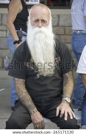Where can you find high quality pictures of the Sturgis Rally?
