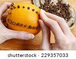 How To Make Orange Pomander...