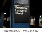 Broadway Lafayette Sigh 