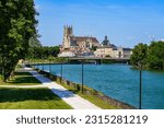 Small photo of Saint Stephen Cathedral protruding above the Marne River as seen from the Jardin des Trinitaires ("Garden of the Trinitarians") in the French department of Seine et Marne near Paris, France
