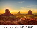 Sunrise View At Monument Valley ...