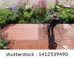 Cleaning stone slabs with the high-pressure cleaner