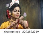 Small photo of Indian bridal makeup , Bridal makeup hairstyle , Latest Indian bridal makeup . Wedding makeup images