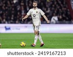 Small photo of Roma’s Italian midfielder Bryan Cristante controls the ball during the Serie A football match between Unione Sportiva Salernitana vs AS Roma at the Arechi Stadium in Salerno on January 29, 2024.