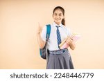Happy indian student schoolgirl ...