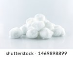 Cotton Ball White Soft Clean...