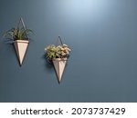 Hanging Triangle Shape Pot With ...