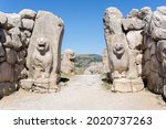 Small photo of Hattusa is the capital of the Hittite State. During the excavations, 5 civilizations emerged. Remains from the Hatti, Assyrian, Hittite, Phrygian, Galatian, Roman and Byzantine periods were found.